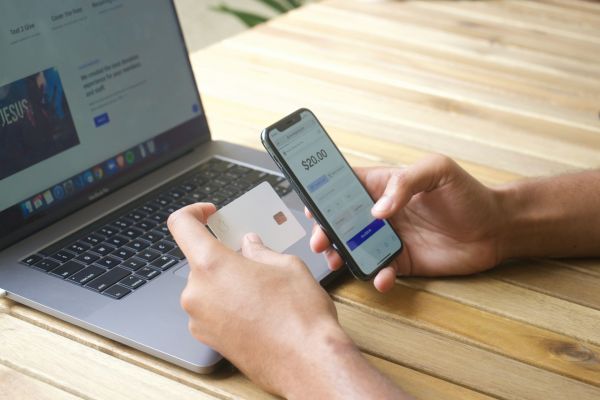 Comparatif banque en ligne : votre guide pour choisir malin