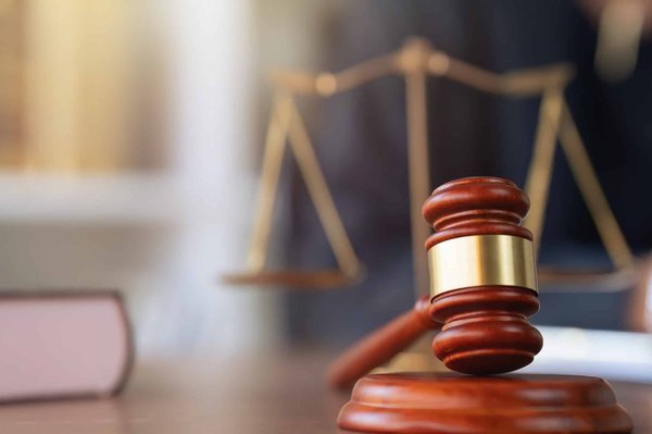 La justice sous un autre jour : Décrypter les rouages du système judiciaire français